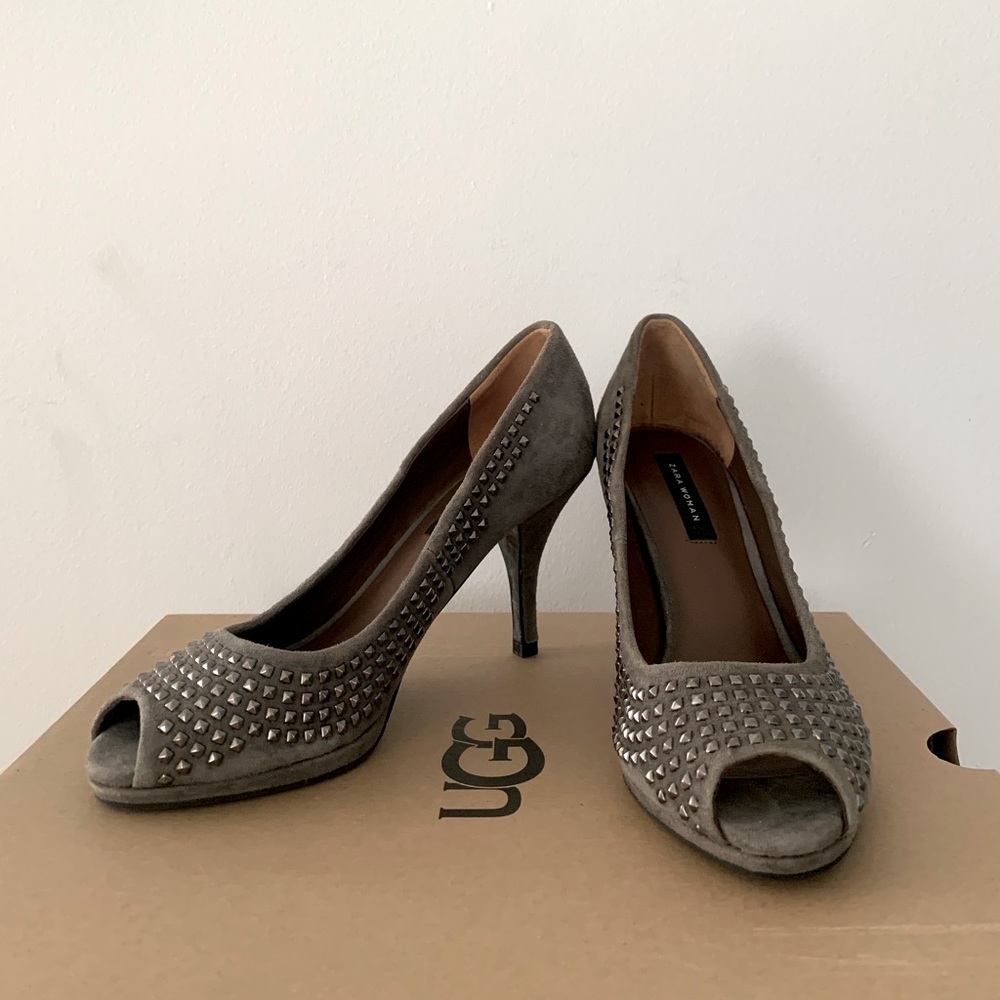 New! Zara heels with studs